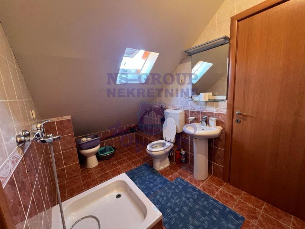 Slika 8 - Odličan, kompletno renoviran četvoroiposoban stan