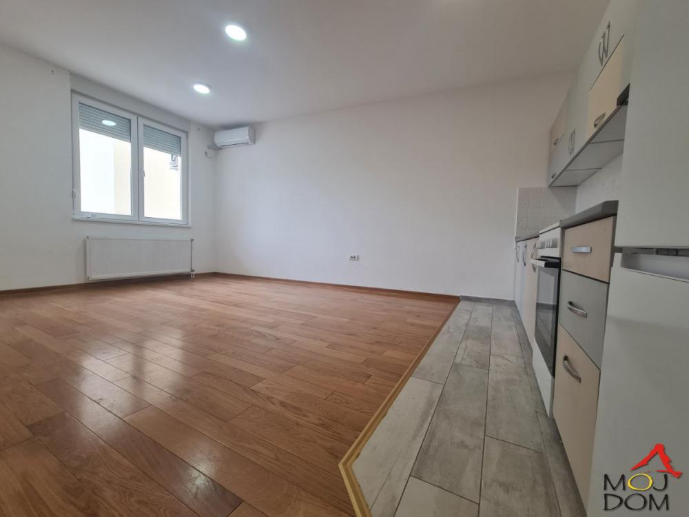 Slika 2 - Stan,NOVI SAD,SALAJKA,kv: 59, € 162750, ID: 1032051