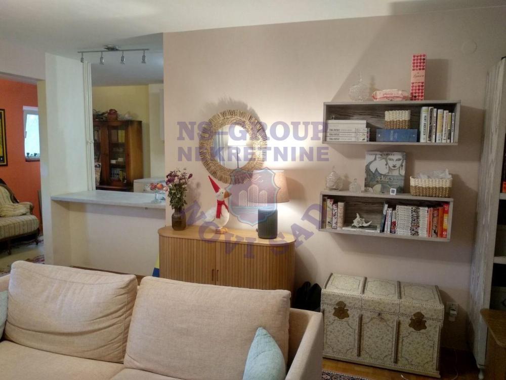 Glavna slika -Trosoban, 83m2, Liman 4 Novi Sad, sa terasom, ima lift