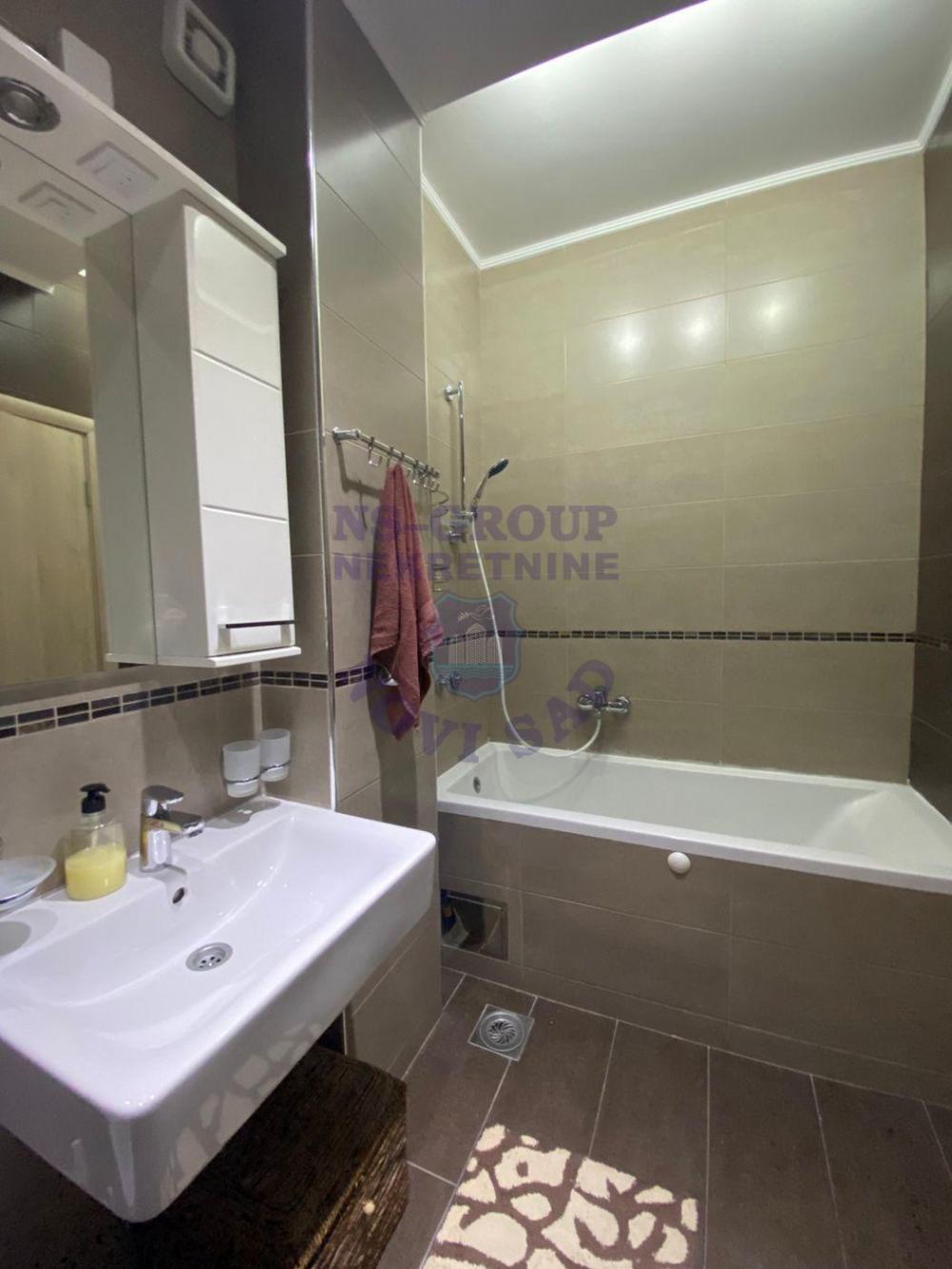 Slika 7 - Fantastičan trosoban stan na Bulevaru Evrope! 