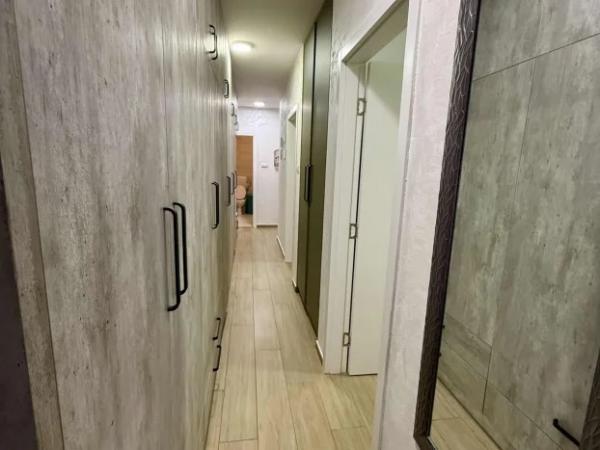 Slika 3 - Prelep dvoiposoban stan na Adicama!