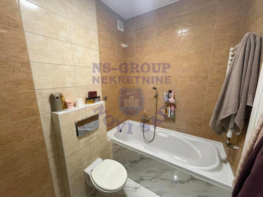 Slika 9 - Na prodaju odličan dvoiposoban stan na Podbari