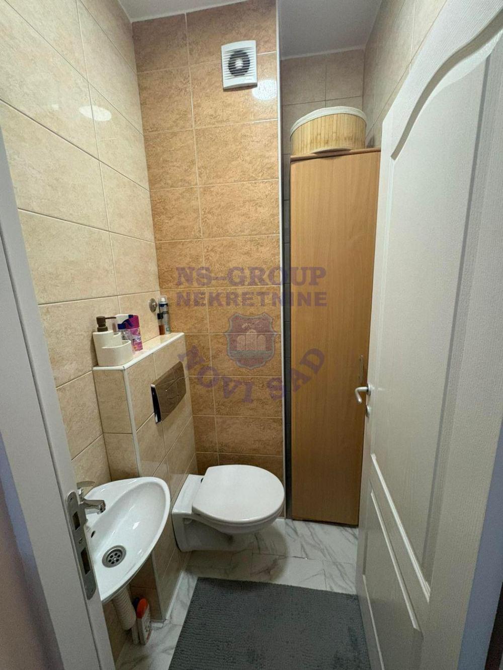 Slika 8 - Na prodaju odličan dvoiposoban stan na Podbari