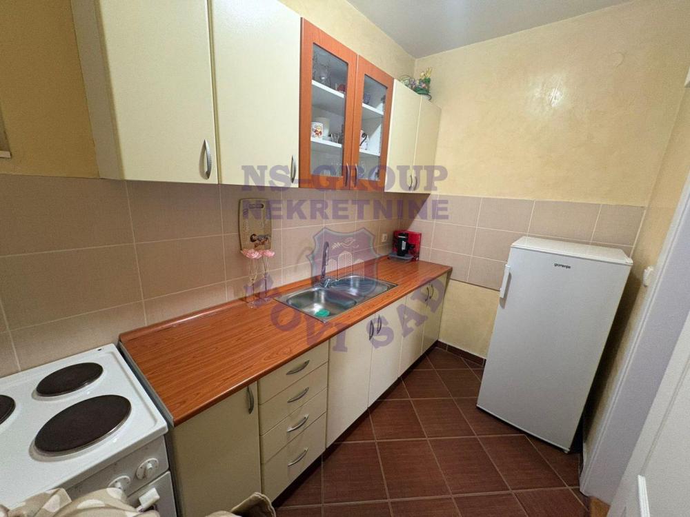 Slika 7 - Na prodaju odličan dvoiposoban stan na Podbari