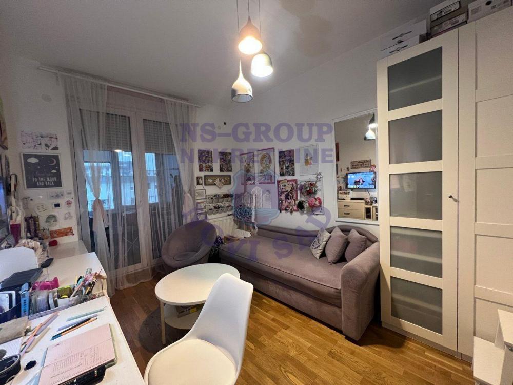 Slika 4 - Trosoban, 77m2, Nova Detelinara Novi Sad, sa terasom, ima lift