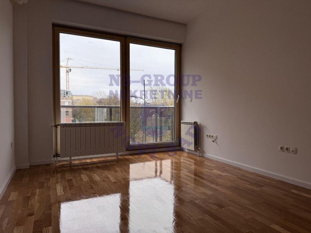 Glavna slika -Dvosoban, 48m2, Kej žrtava racije Novi Sad, sa terasom, ima lift