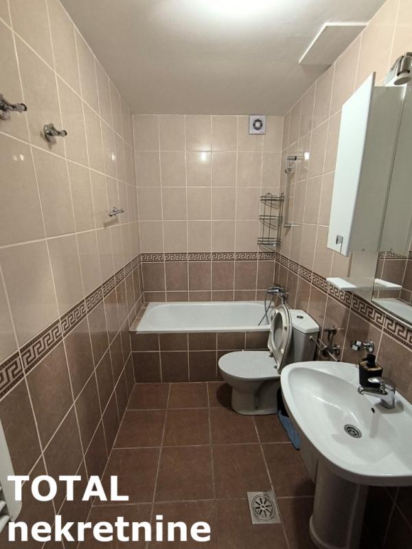 Slika 11 - Stan,NOVI SAD,CENTAR,kv: 50.00, € 150000, ID: 1101832