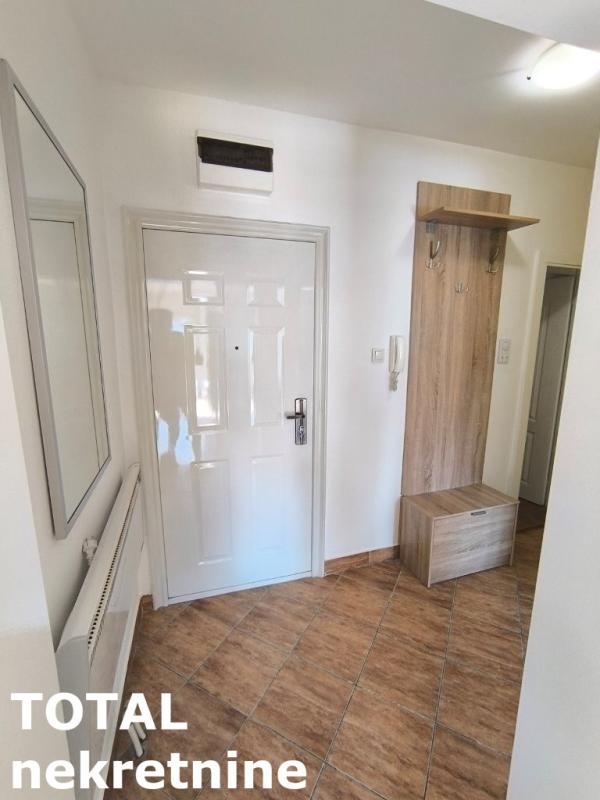 Slika 10 - Stan,NOVI SAD,CENTAR,kv: 50.00, € 150000, ID: 1101832