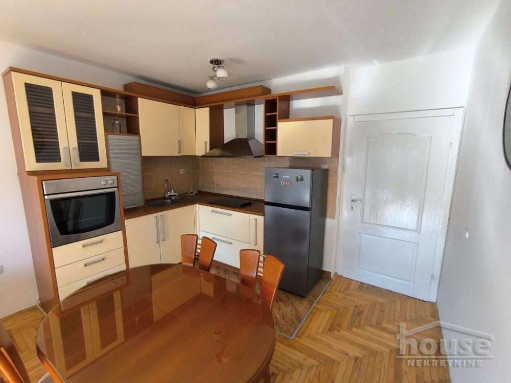 Slika 4 - Stan,NOVI SAD,CENTAR,kv: 50.00, € 150000, ID: 1064984