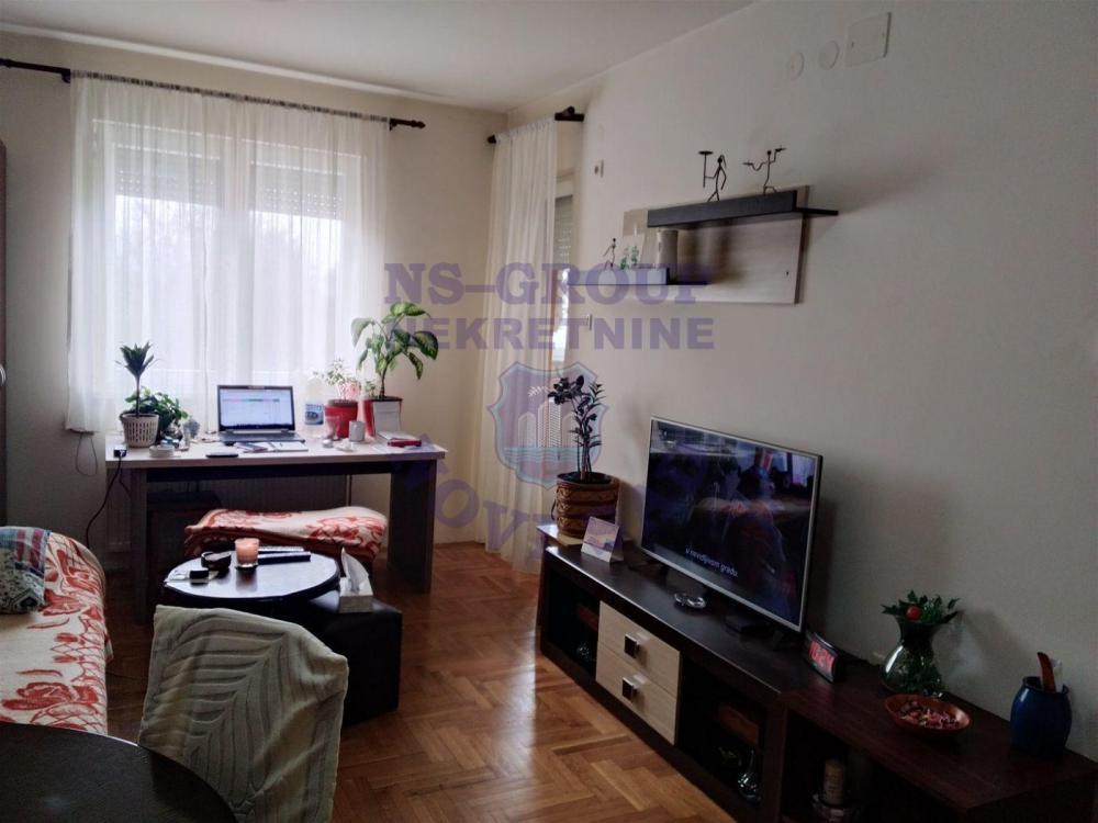 Glavna slika -Odličan dvosoban stan na Novom Naselju!