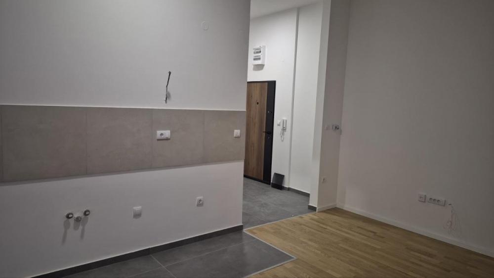 Glavna slika oglasa 38074