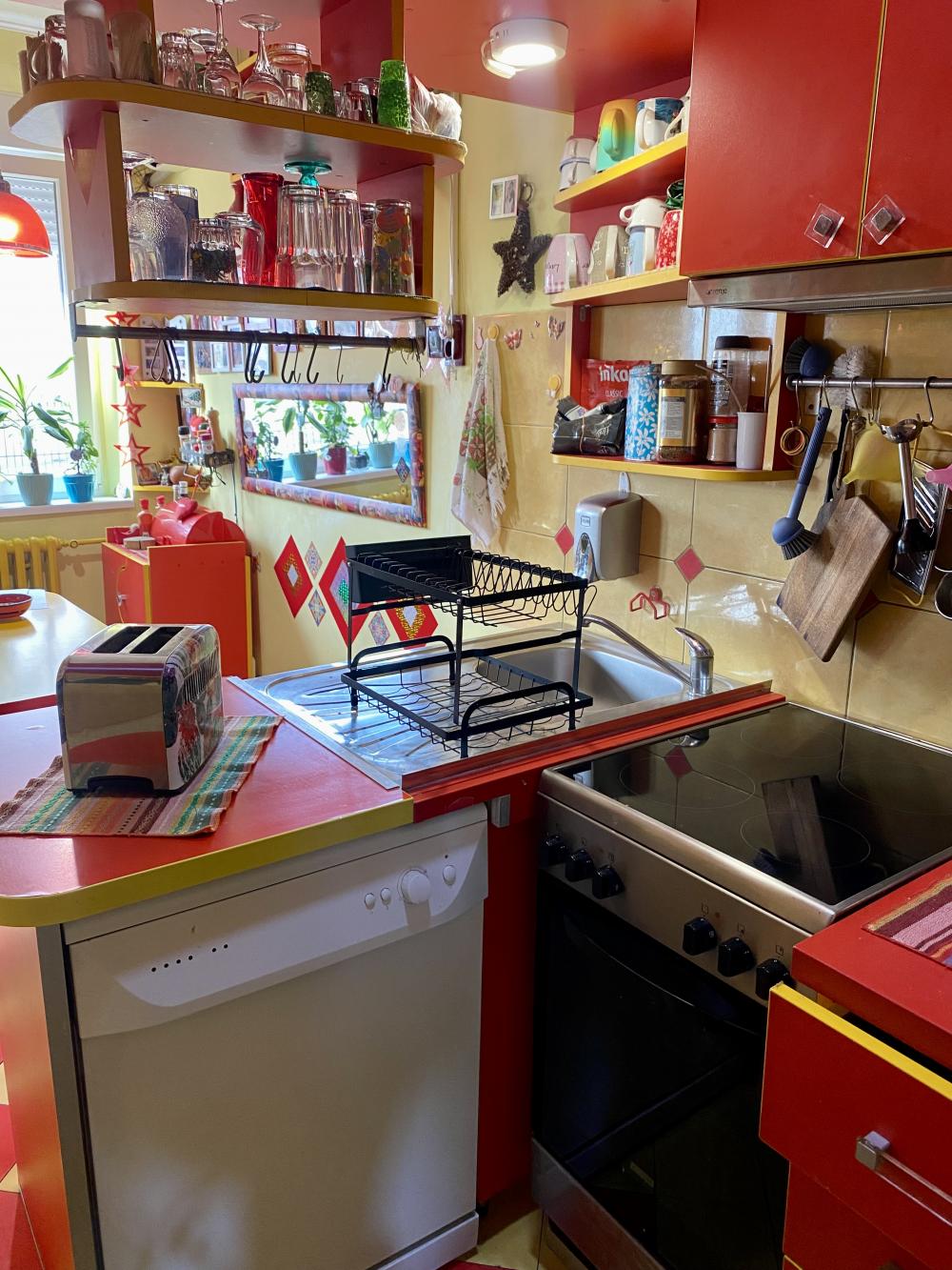 Slika 8 - PRODAJE SE DVOSOBAN STAN U CENTRU NOVOG SADA