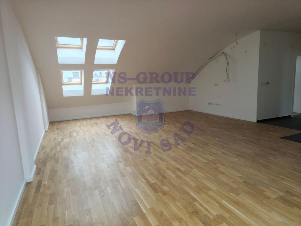 Slika 6 - Petosoban stan,useljiv,povrat PDV-a!