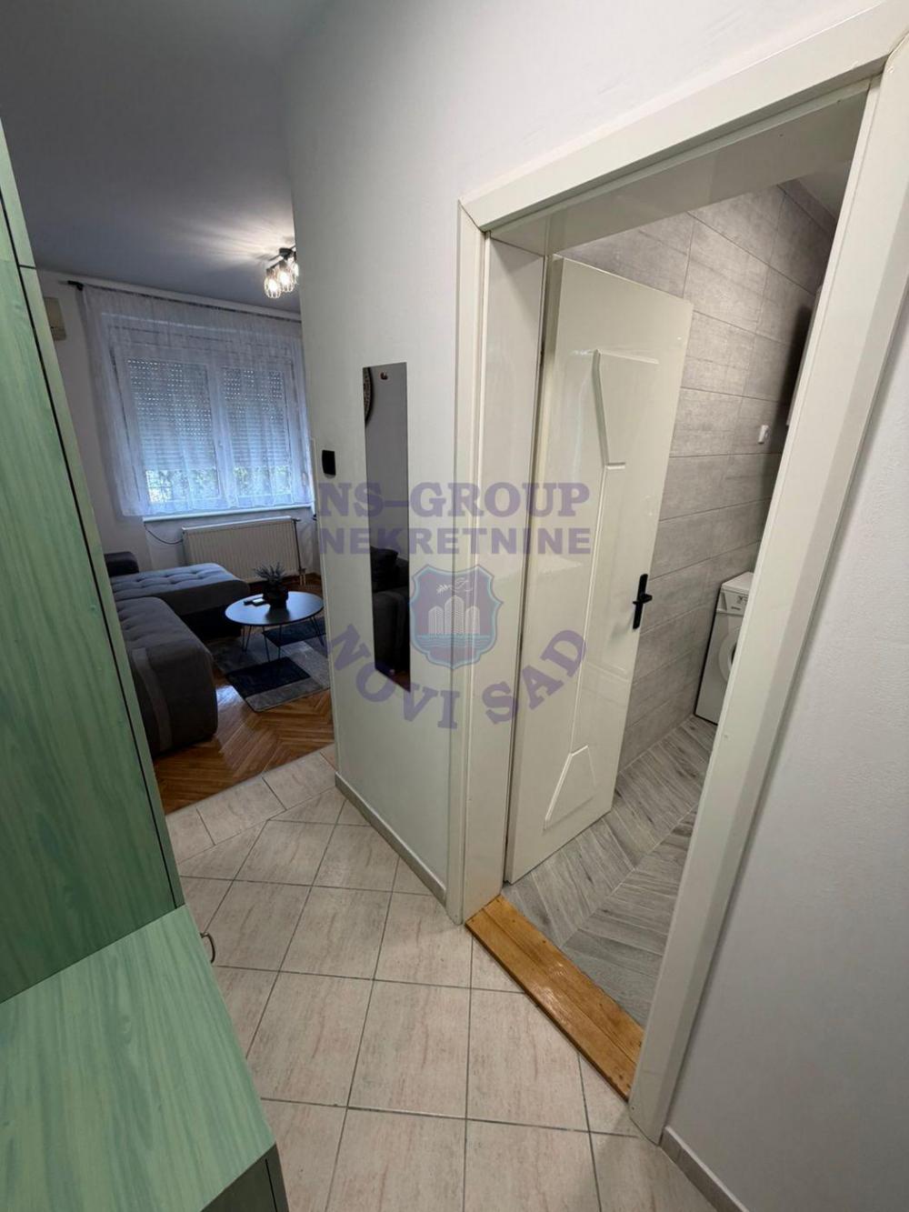 Slika 2 - Prodaja stana, Grbavica Novi Sad