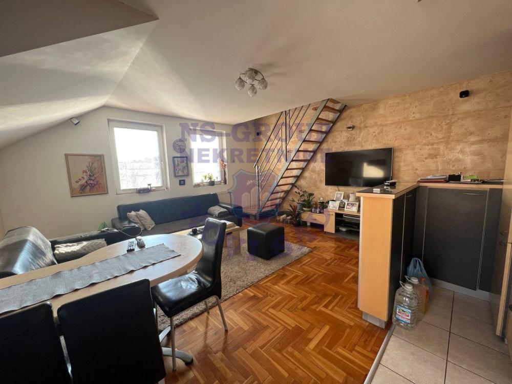 Slika 1 - Četvoroiposoban, 102m2, Socijalno Novi Sad