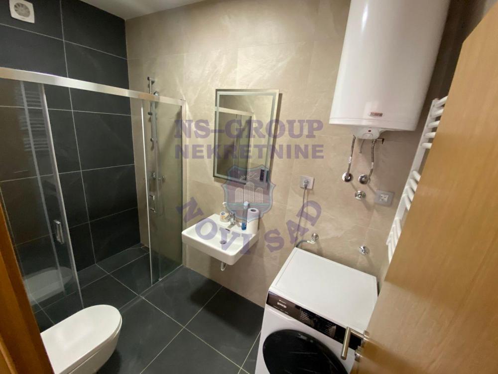 Slika 4 - Dvosoban, 47m2, Telep Novi Sad, sa terasom, ima lift