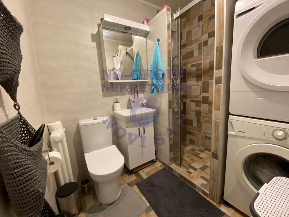 Slika 6 - Dvosoban, 46m2, Bistrica Novi Sad, sa terasom, ima lift