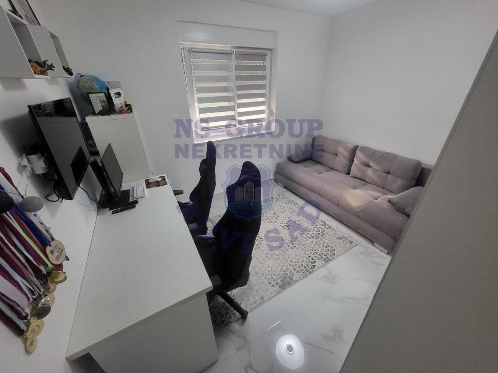 Slika 7 - Izuzetno lep stan na Somborksoj rampi