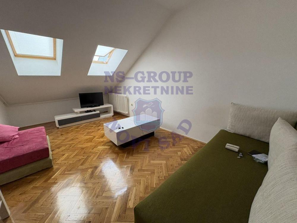 Glavna slika -Jednosoban - 29m2 - Grbavica