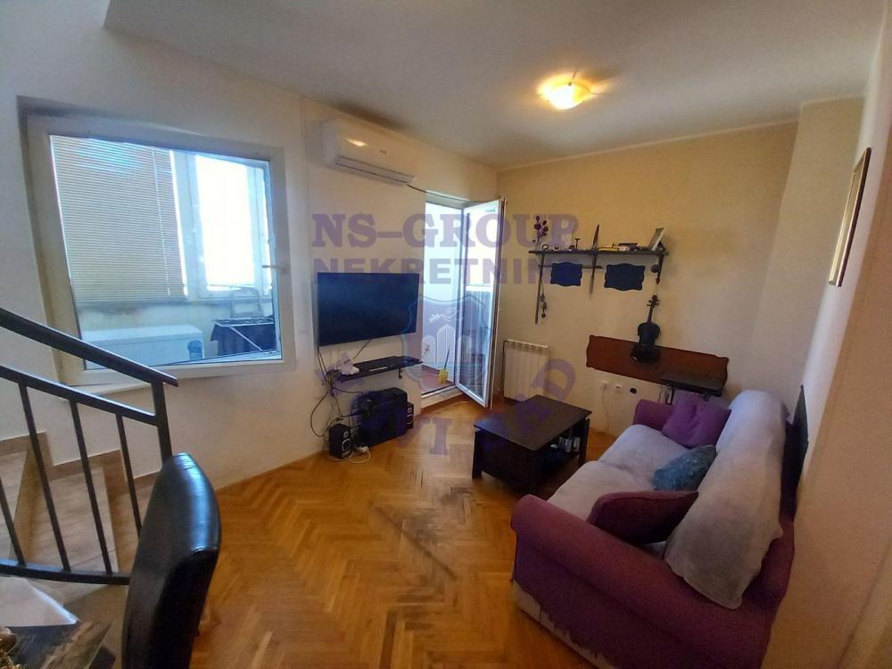 Glavna slika -Trosoban, 55m2, Bulevar Evrope Novi Sad, sa terasom, ima lift