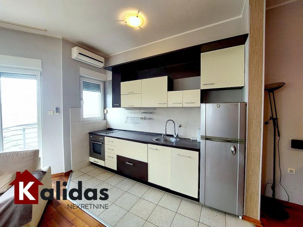 Slika 7 - Stan,NOVI SAD,BULEVAR EVROPE,kv: 67, € 170000, ID: 1008692
