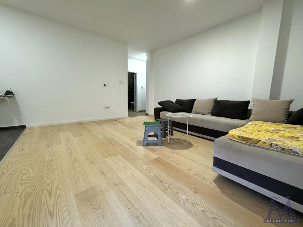 Slika 1 - Stan,NOVI SAD,TELEP,kv: 60, € 185400, ID: 1019340