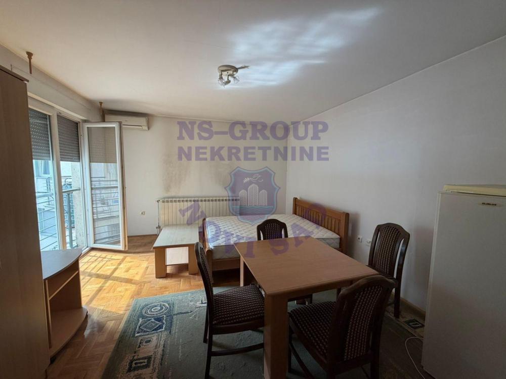 Glavna slika -Š:567468 Garsonjera - Bulevar Evrope