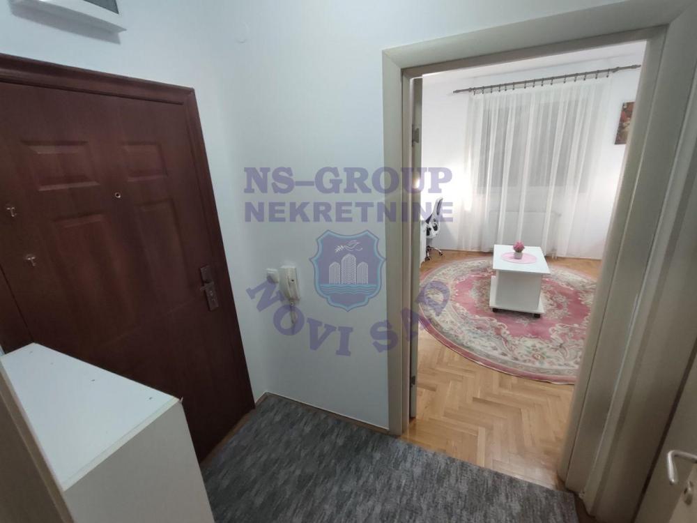 Slika 6 - Jednosoban, 25m2, Adamovićevo naselje Novi Sad