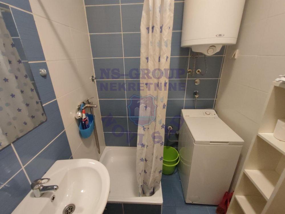 Slika 8 - Jednosoban, 25m2, Adamovićevo naselje Novi Sad