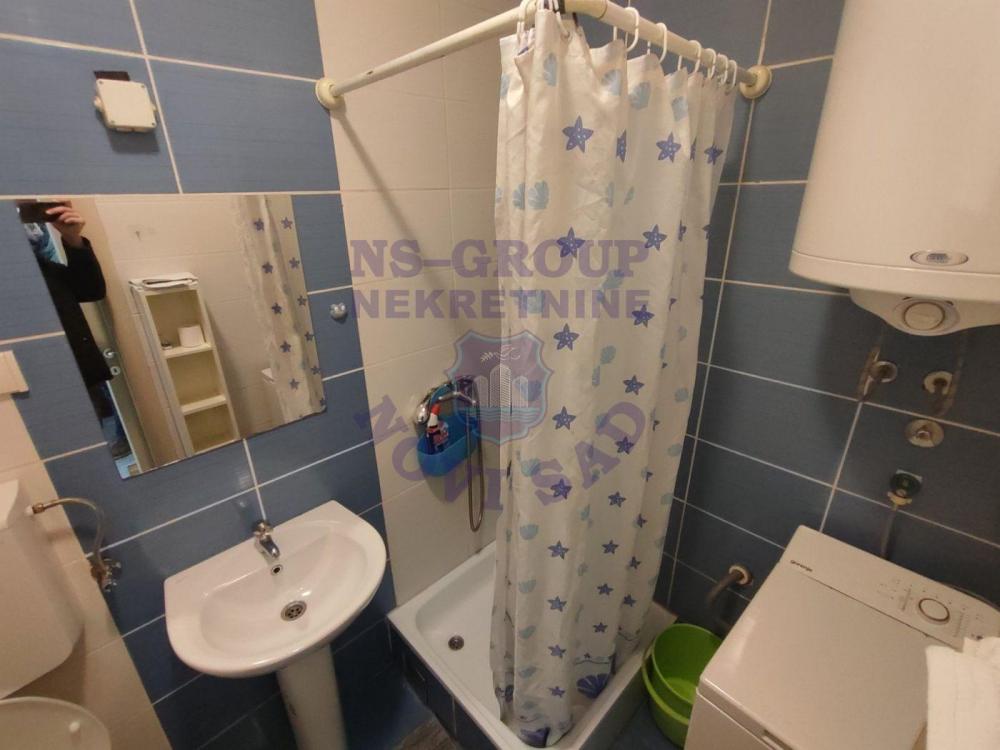 Slika 9 - Jednosoban, 25m2, Adamovićevo naselje Novi Sad