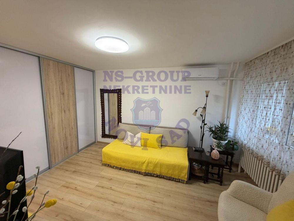 Slika 1 - Jednosoban, 37m2, Kej žrtava racije Novi Sad