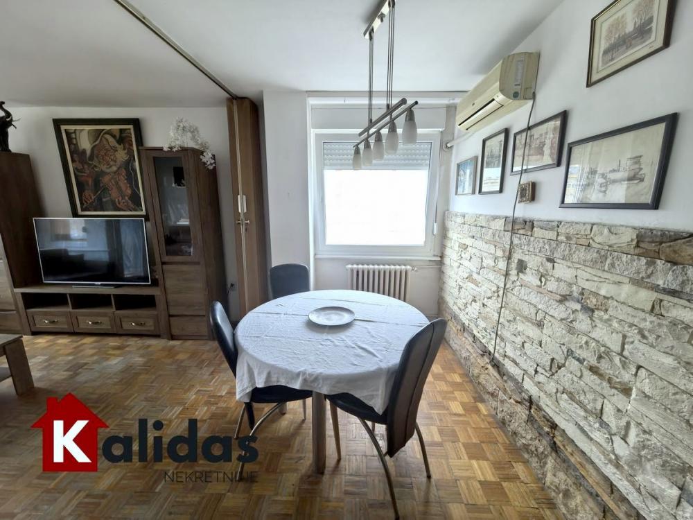 Slika 3 - Stan,NOVI SAD,NOVO NASELJE,kv: 71, € 172000, ID: 1008582