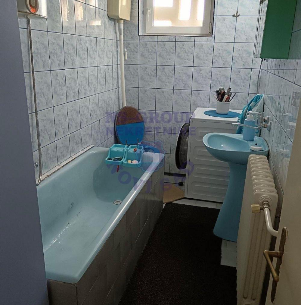 Slika 9 - Dvosoban, 48m2, Podbara Novi Sad, sa terasom