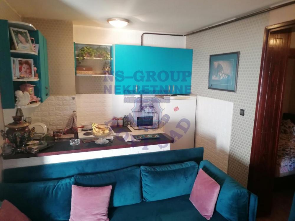 Slika 1 - Petoiposoban, 91m2, Telep Novi Sad, sa terasom, sa parkingom