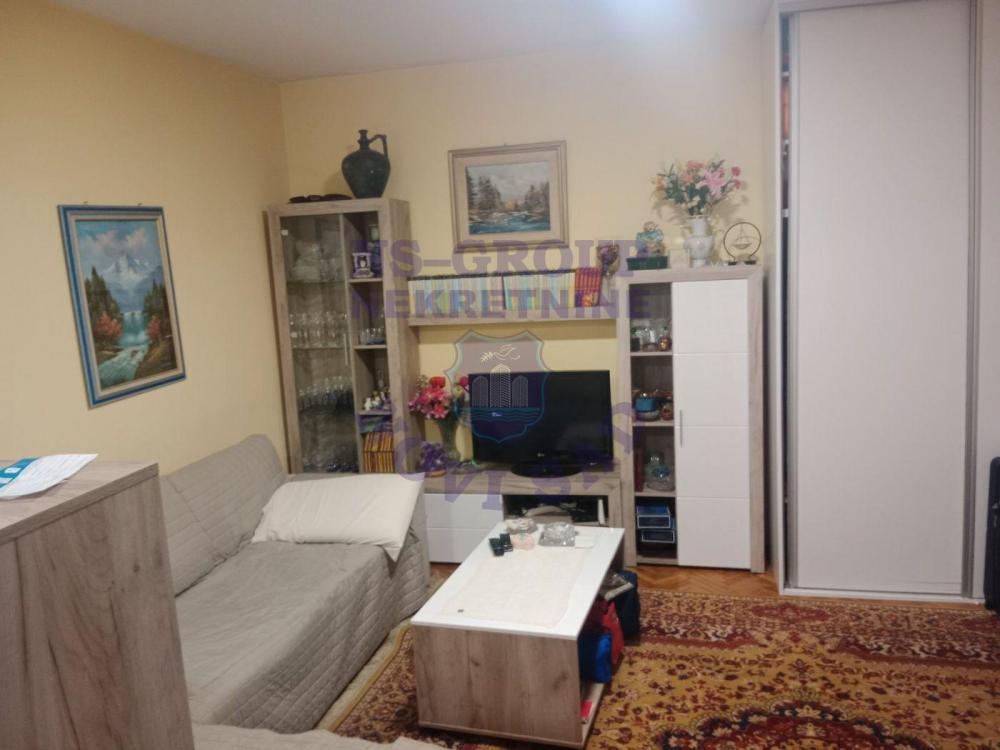 Glavna slika -Jednosoban stan na Podbari