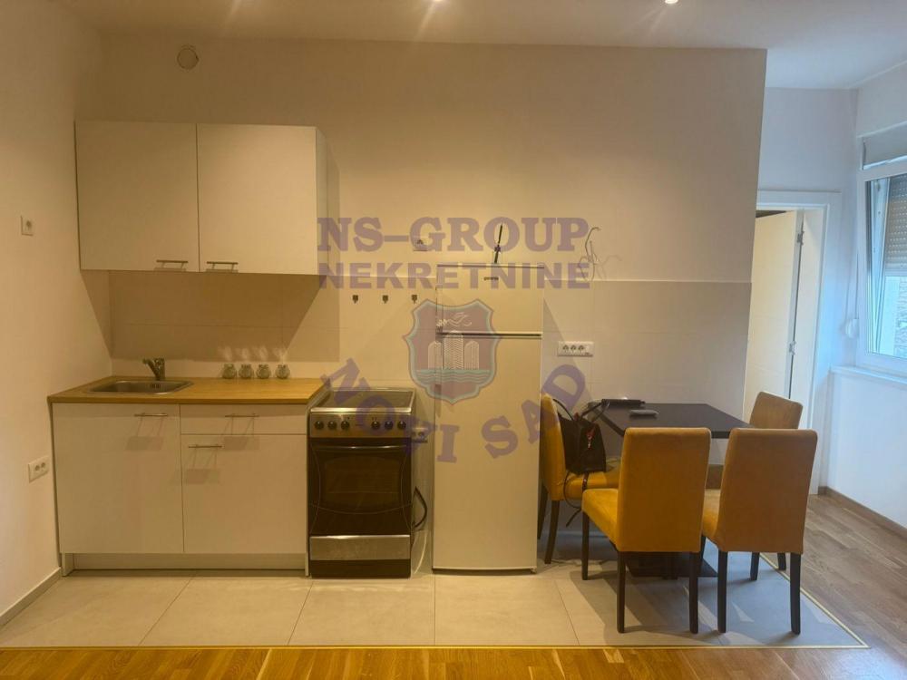 Slika 2 - Prodaja stana, 44m2, Petrovaradin Novi Sad