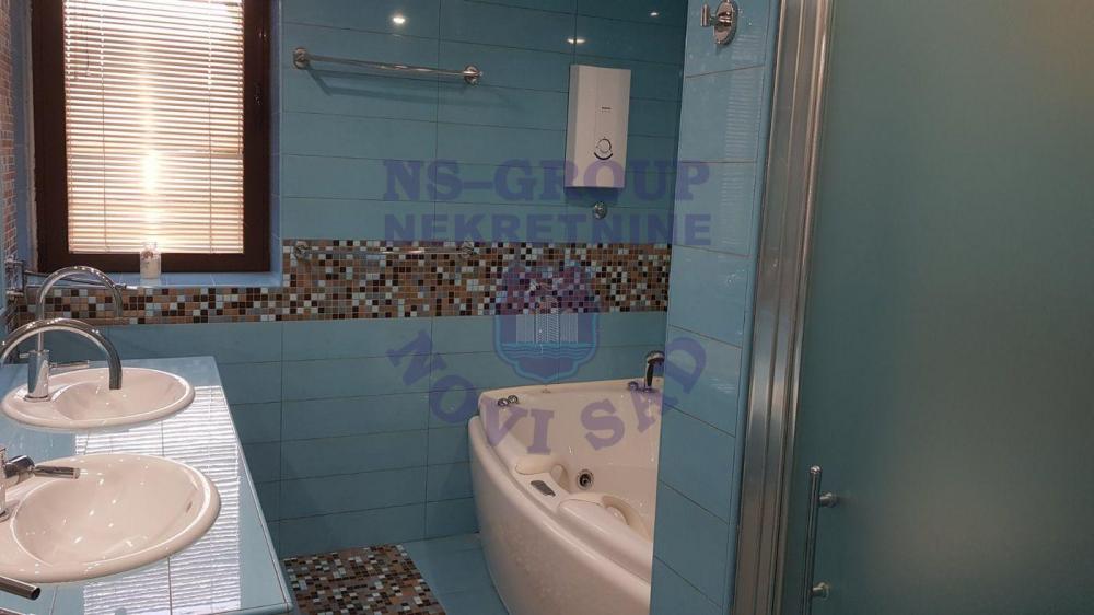 Slika 9 - Petosoban stan na Bulevaru 174m2