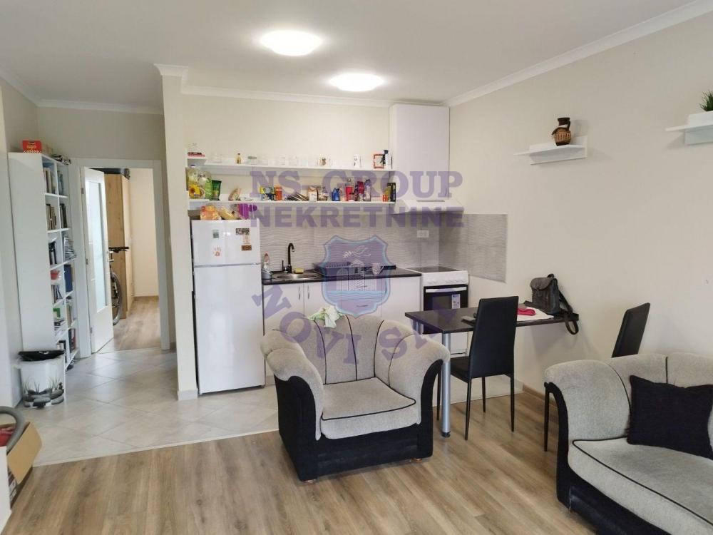 Slika 6 - Na prodaju dvosoban stan na Adicama