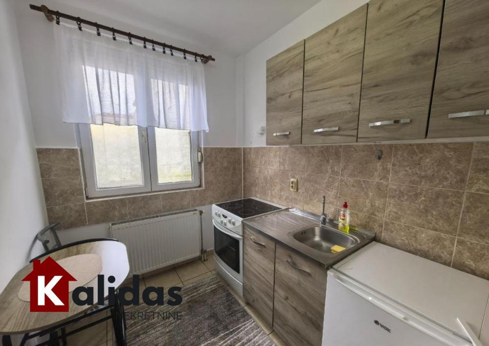 Slika 4 - Stan,NOVI SAD,CARA DUŠANA,kv: 25, € 87550, ID: 1008699
