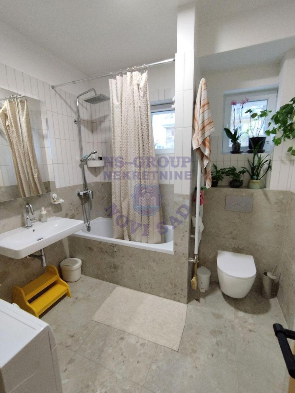 Slika 10 - Prodaja stana, 72m2, Beogradski kej Novi Sad, sa terasom