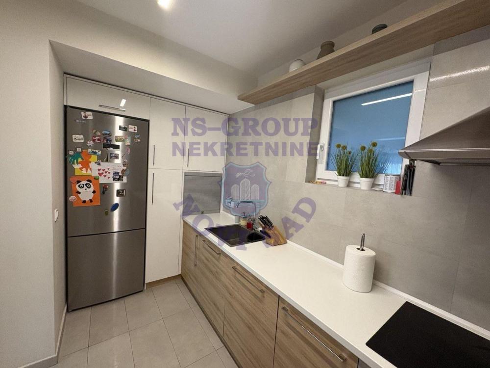 Slika 2 - Četvorosoban, 108m2, Novi Sad centar Novi Sad, ima lift