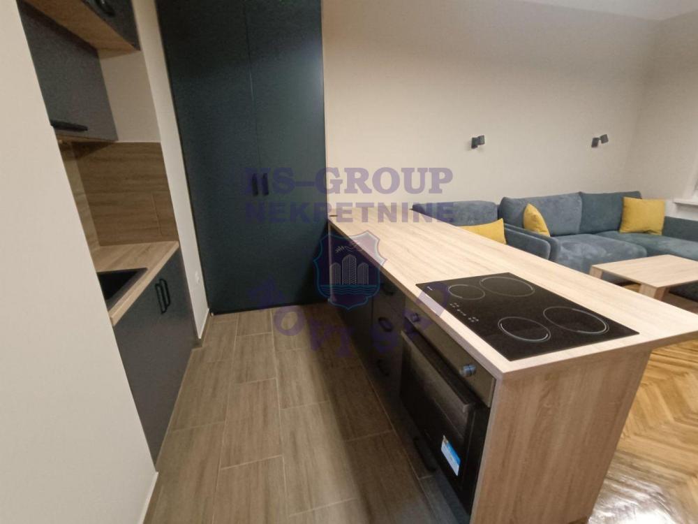 Slika 4 - Odlična garsonjera na Centru!