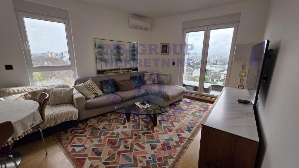 Glavna slika -Lux četvorosoban stan u Cara Dušana!  