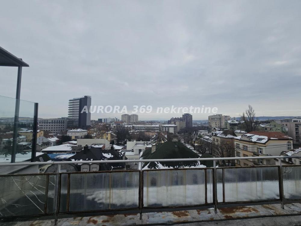 Slika 8 - NOVI SAD, STARI GRAD. PRILIKA! POVOLJAN NAMEŠTEN STAN U CENTRU SA TERASOM OD 170m2