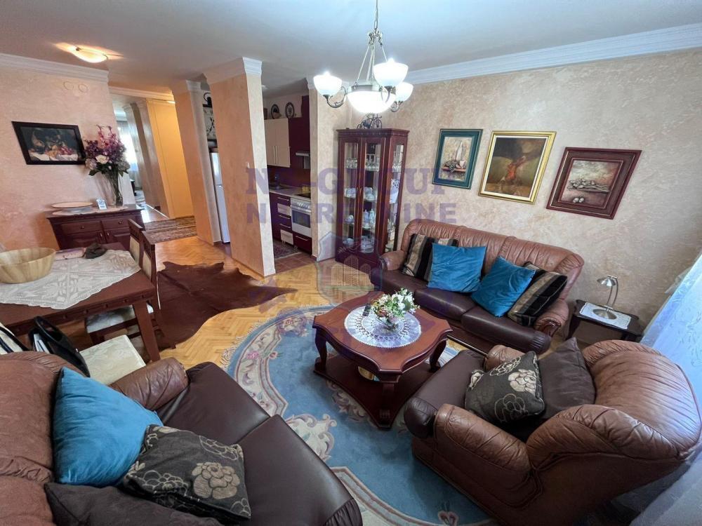 Glavna slika -Odlican stan Nova Detelinara 