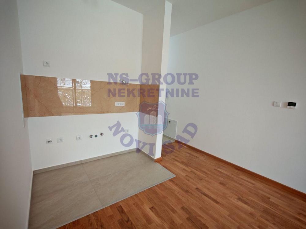 Slika 4 - Odlicna garsonjera na Petrovaradinu