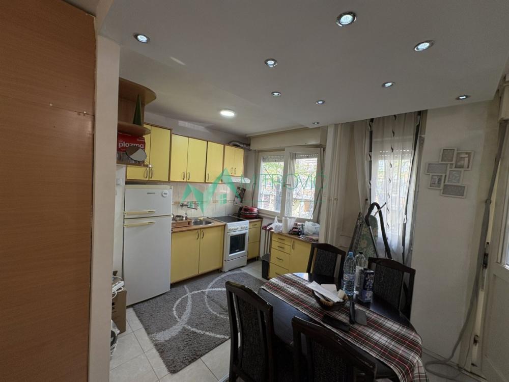 Slika 4 - Novo Naselje, 43m2. Jednoiposoban stan! 