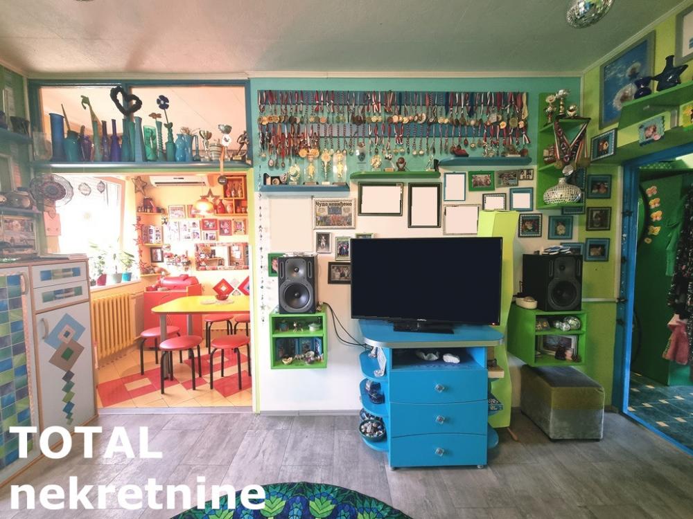 Slika 11 - Stan,NOVI SAD,PODBARA,kv: 48.00, € 128000, ID: 1102102