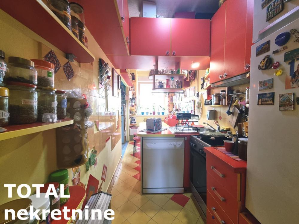 Slika 5 - Stan,NOVI SAD,PODBARA,kv: 48.00, € 128000, ID: 1102102