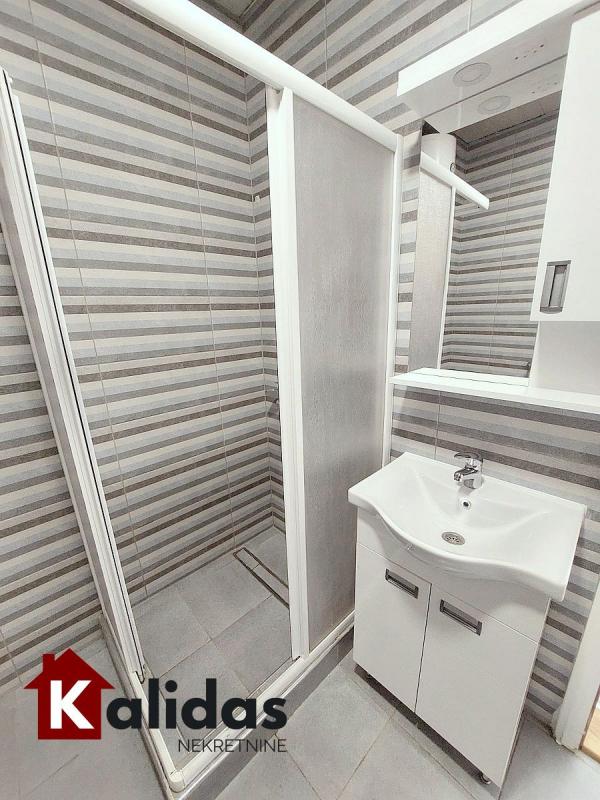 Slika 11 - Stan,NOVI SAD,BULEVAR,kv: 71, € 204750, ID: 1008690